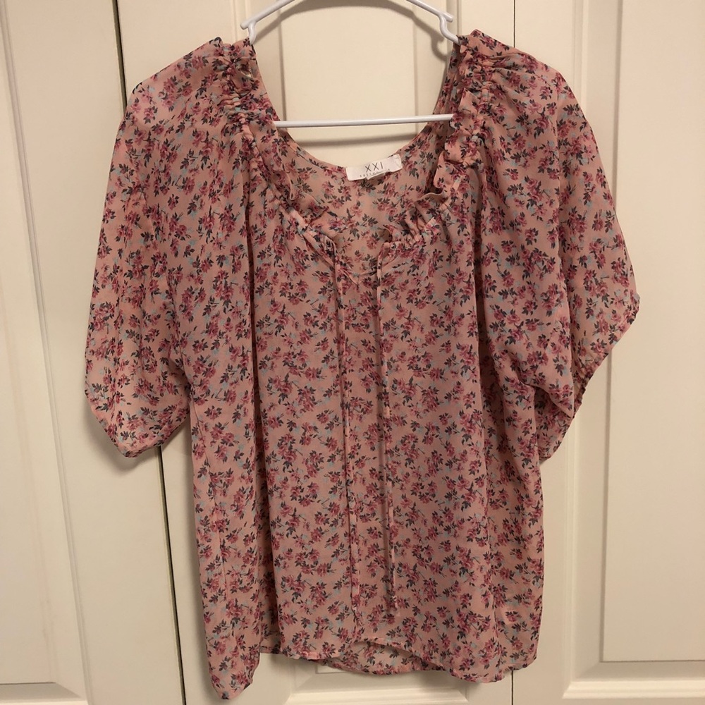 Floral top